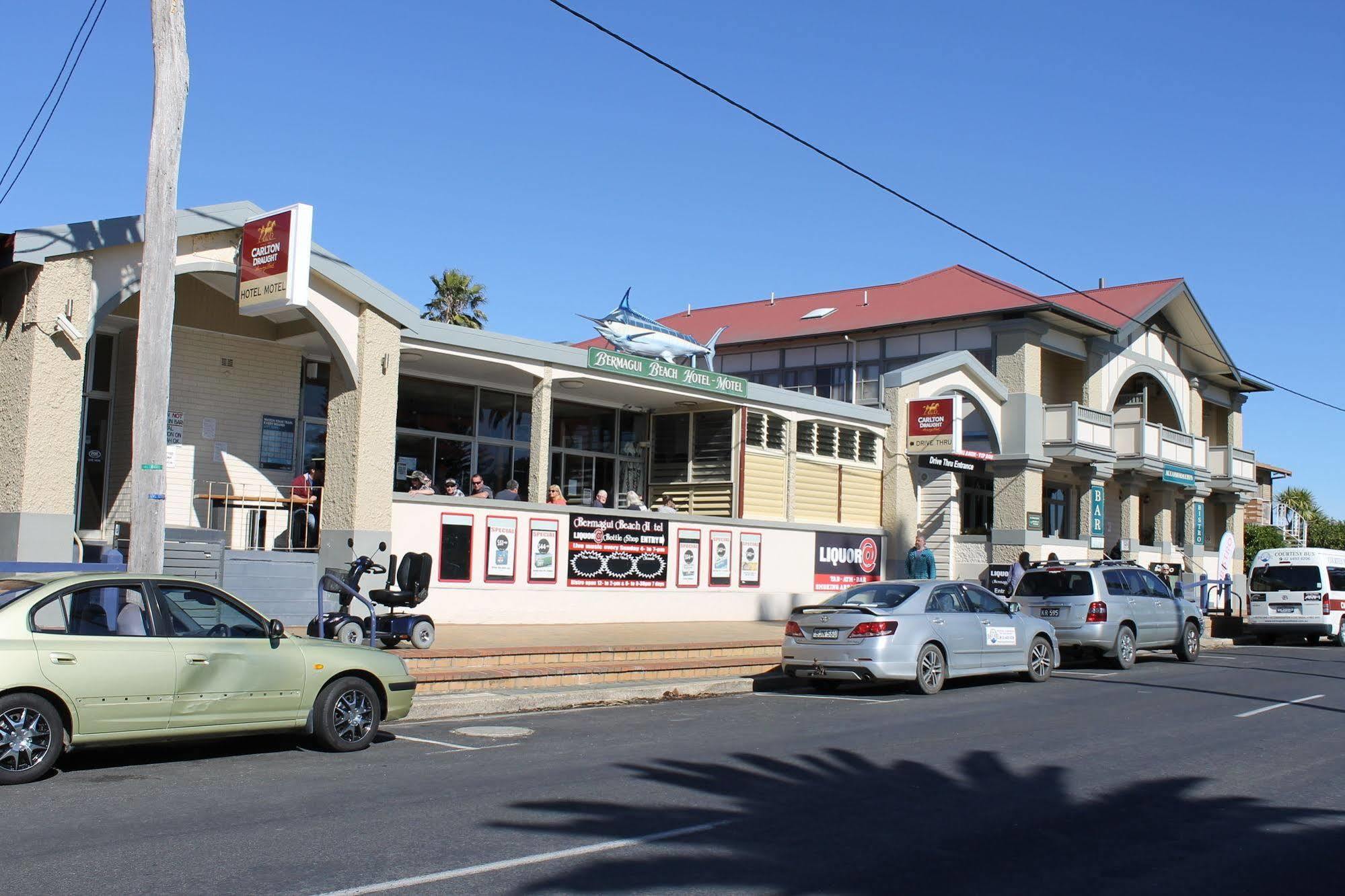 Bermagui Beach Hotel Exterior foto