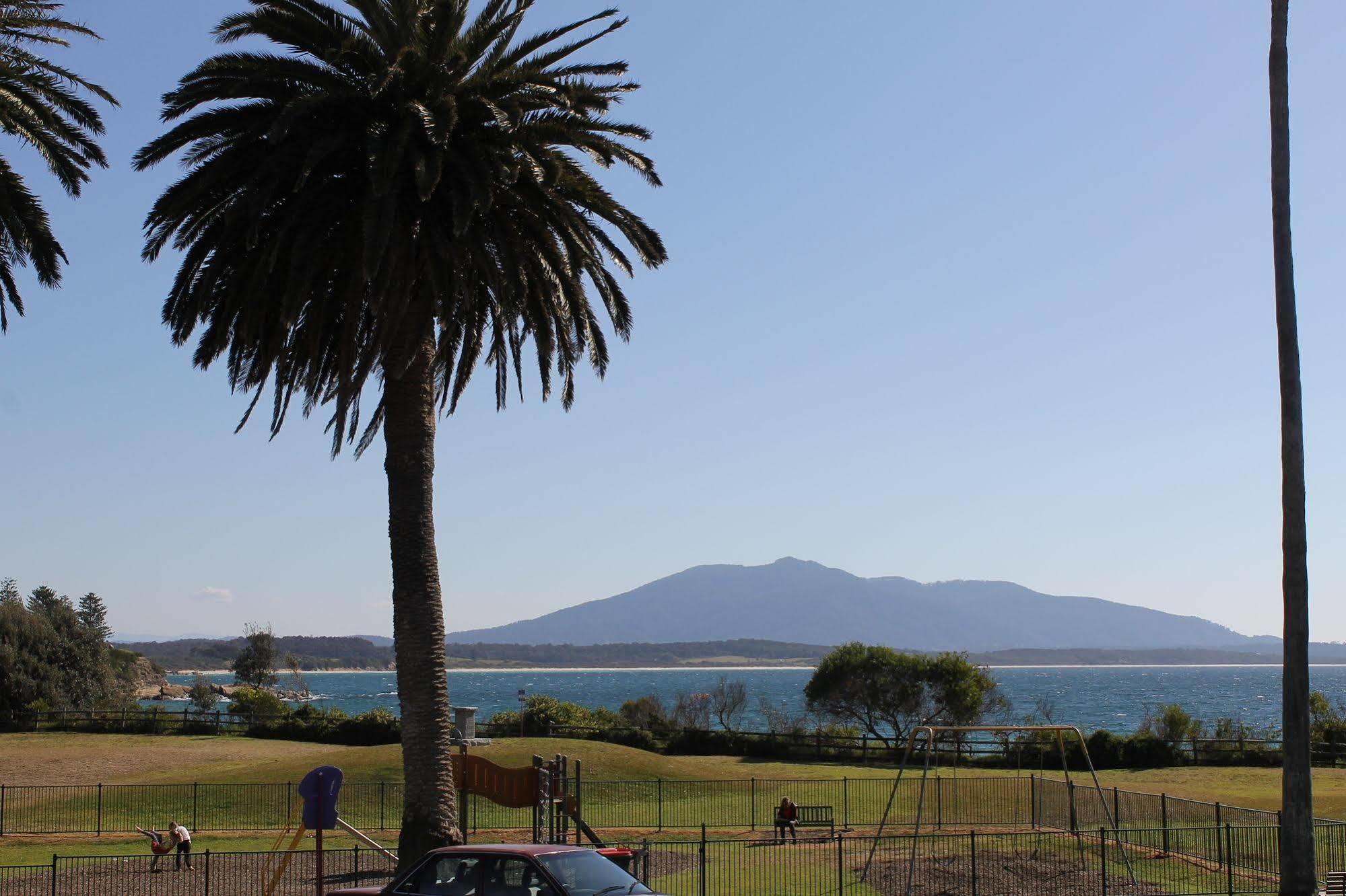 Bermagui Beach Hotel Exterior foto